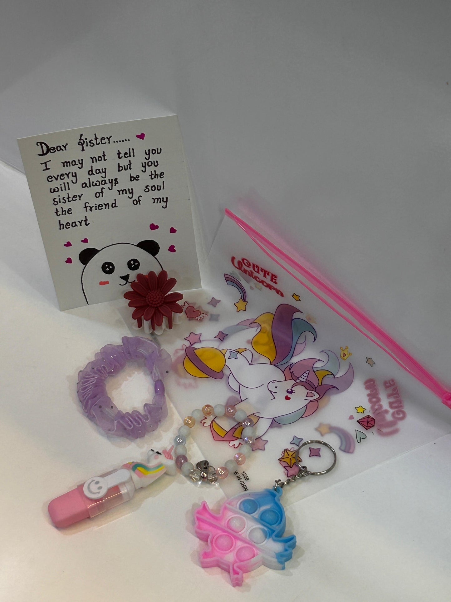 🎀 Her Happy Zipper – Rakhi Edition