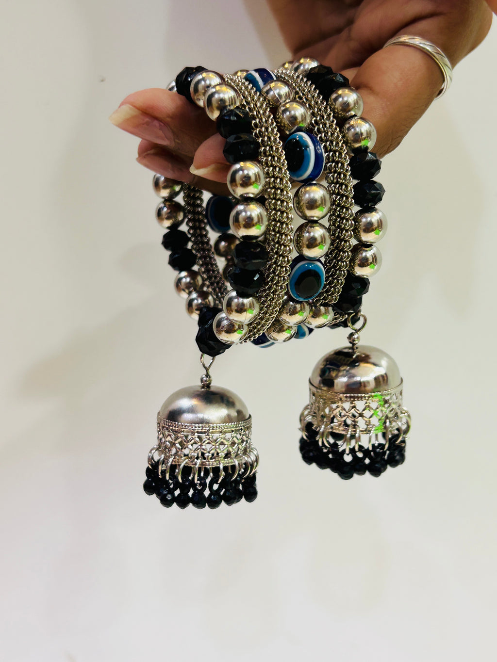 Navratna Oxidized Kada