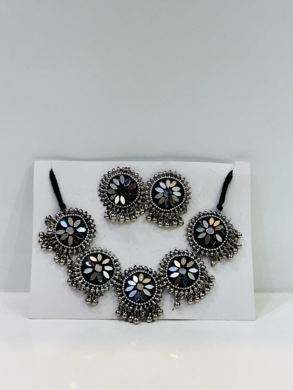 Antique Silver Festive Haar