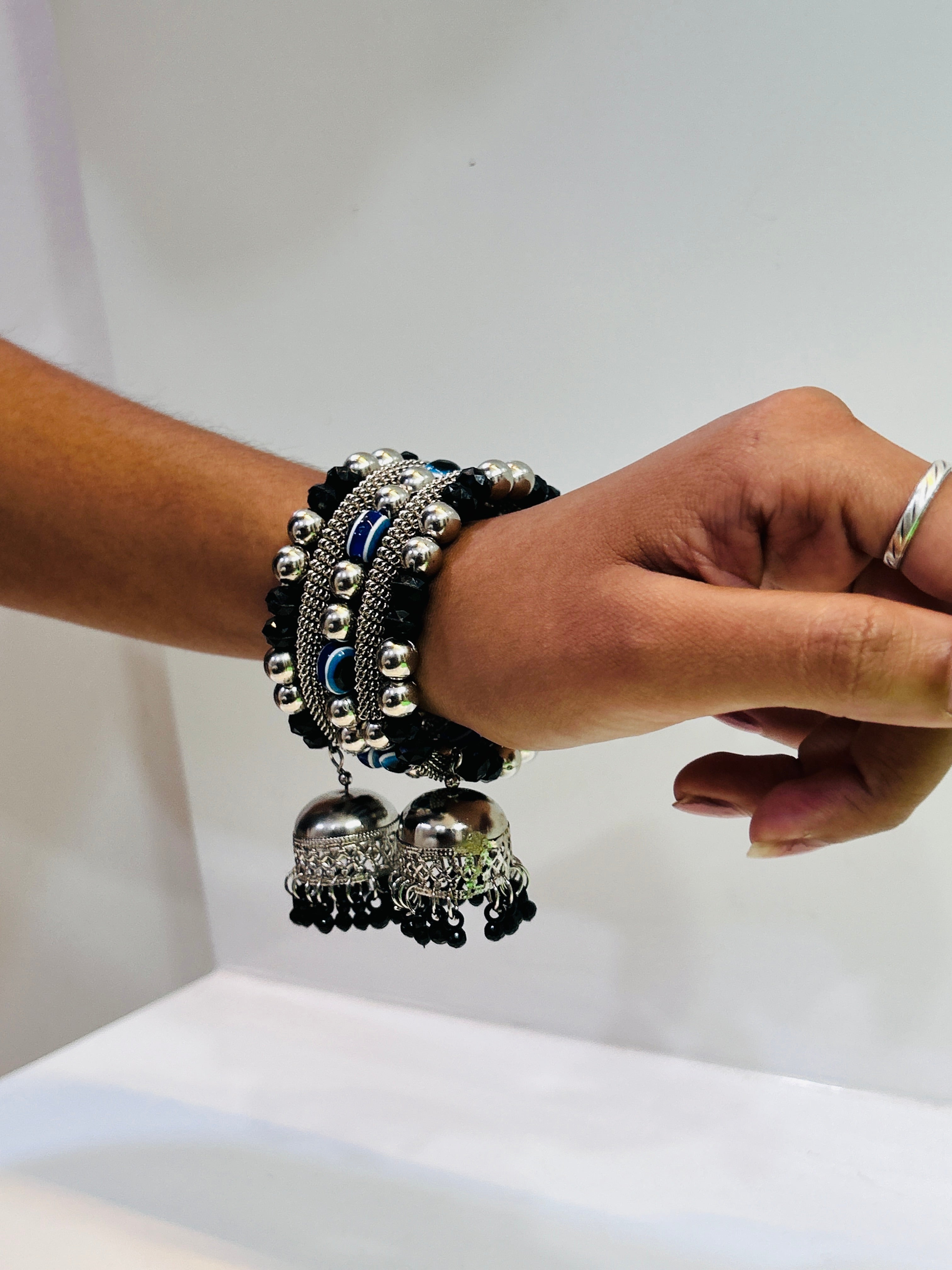 Navratna Oxidized Kada