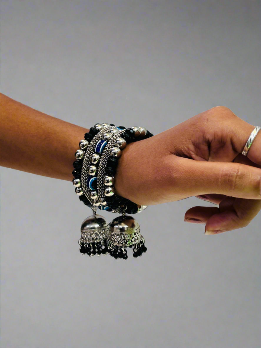 Navratna Oxidized Kada