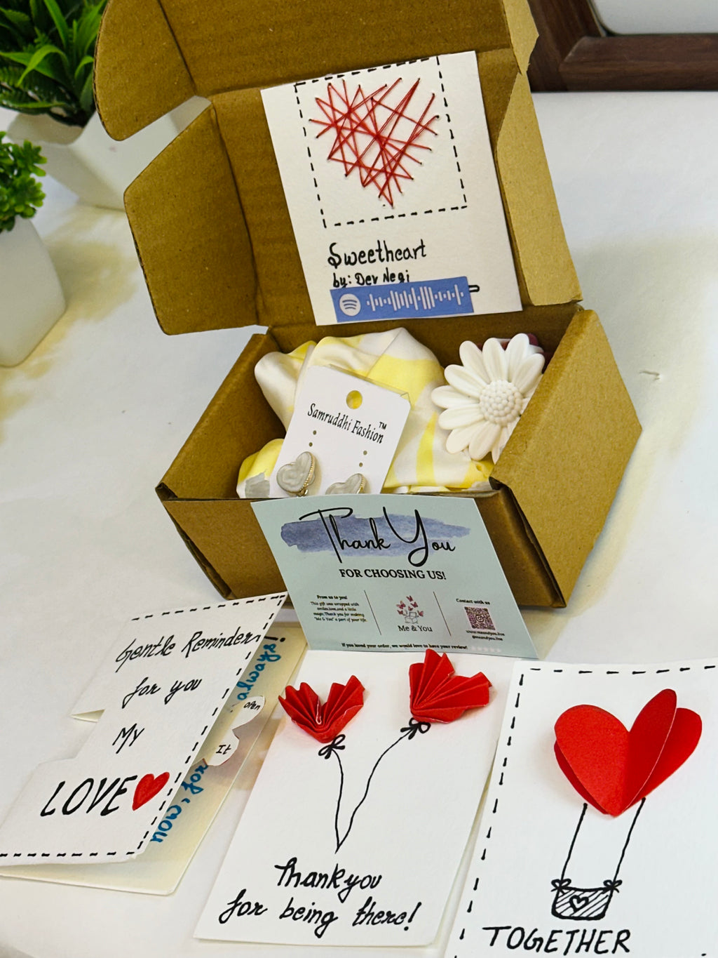 Sweetheart Box for Girlfriend Day – eco-friendly kraft gift box with cute surprises, personalized message, and Me & You love seal – perfect for long-distance, budget gifting – ₹199